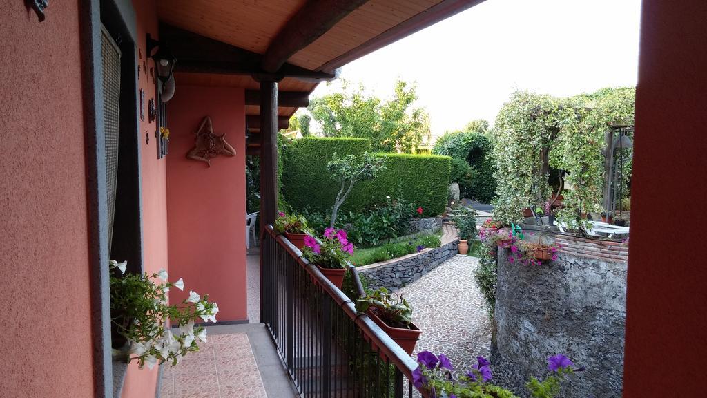 Etma Bed and Breakfast SantʼAlfio Eksteriør billede