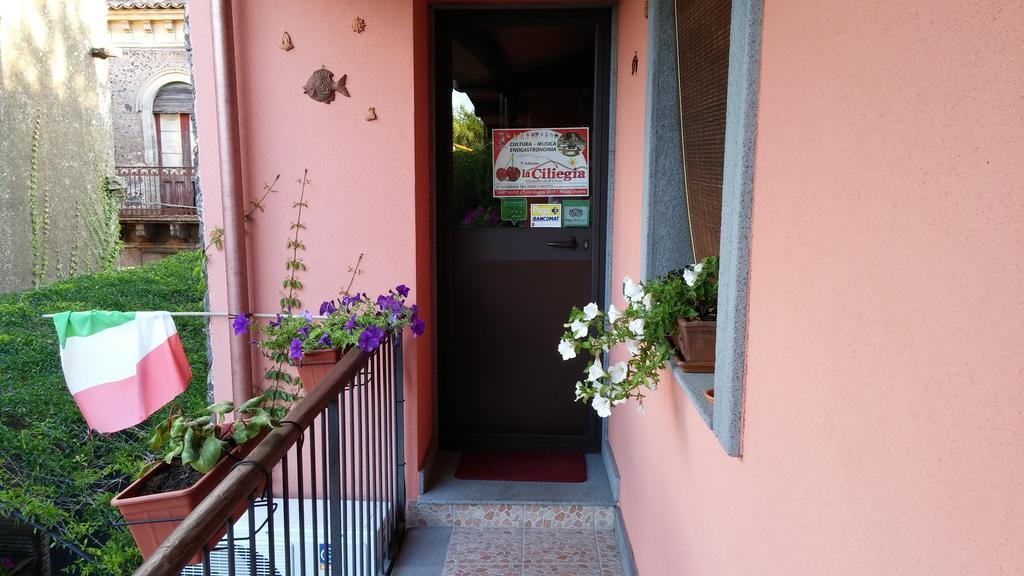 Etma Bed and Breakfast SantʼAlfio Eksteriør billede