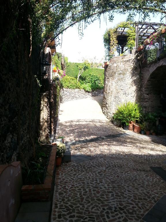 Etma Bed and Breakfast SantʼAlfio Eksteriør billede