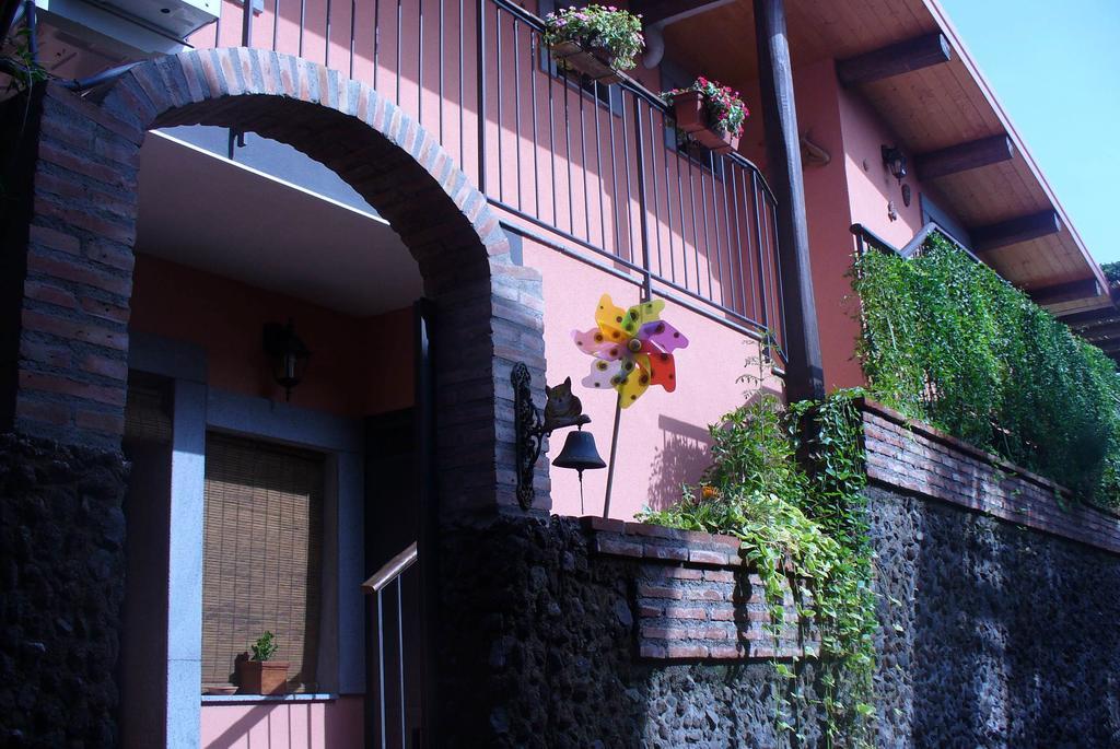 Etma Bed and Breakfast SantʼAlfio Eksteriør billede